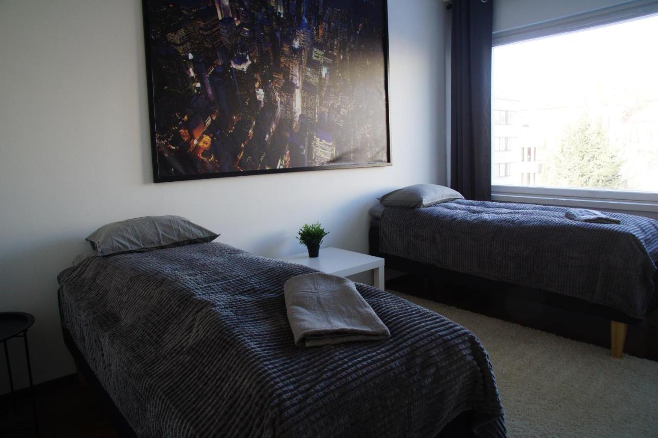 Oulu City Center 4-Room Apartment Parking ภายนอก รูปภาพ