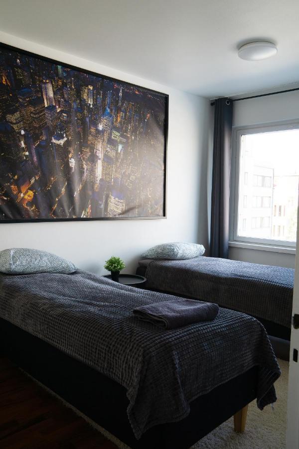 Oulu City Center 4-Room Apartment Parking ภายนอก รูปภาพ