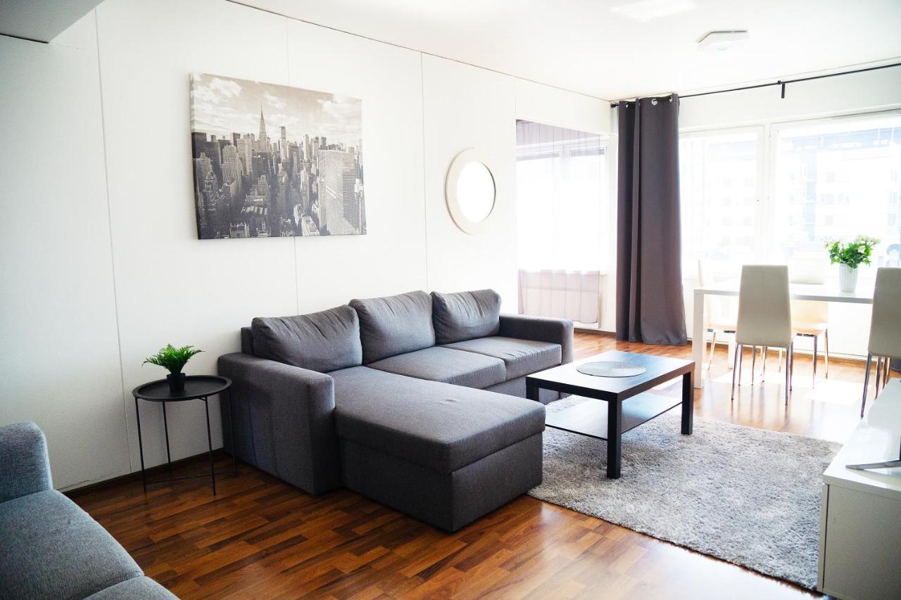Oulu City Center 4-Room Apartment Parking ภายนอก รูปภาพ