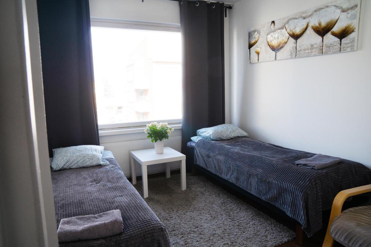 Oulu City Center 4-Room Apartment Parking ภายนอก รูปภาพ